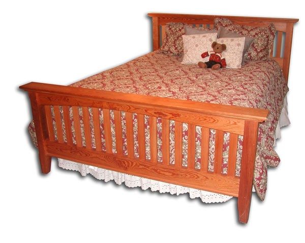 Antique heart pine bed