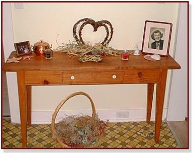 heart pine sofa table