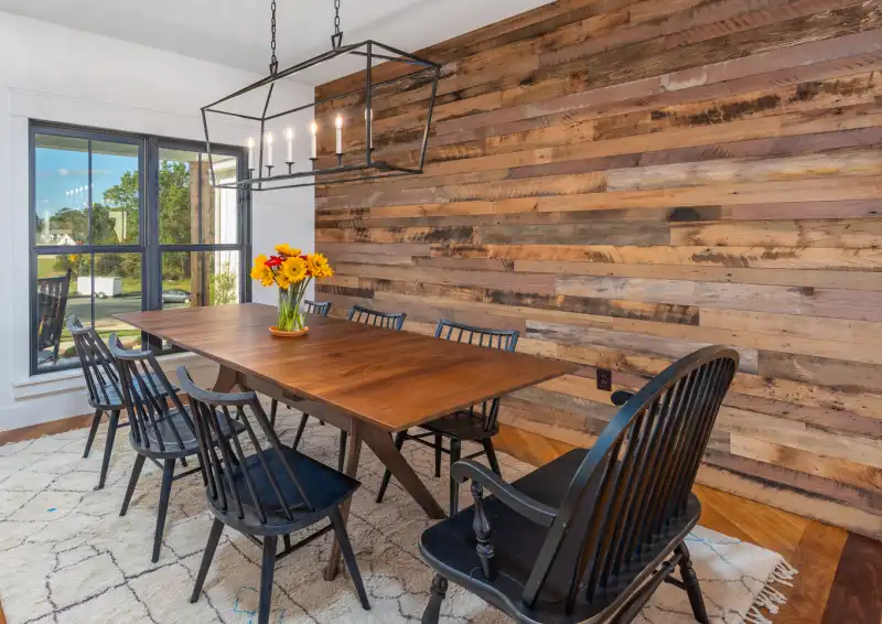 Reclaimed Wall Planks